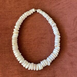 Vintage Authentic Large Hawaiian chunky Puka Shell Necklace
